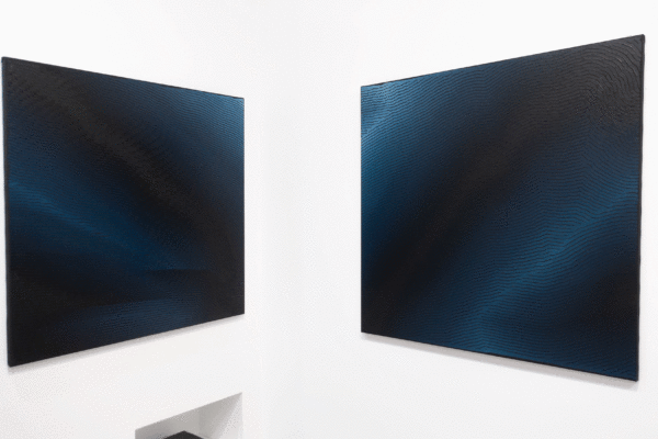 CHRIS PILLOT Peintures abstraites ABSOLU INDIGO Exposition Bordeaux Galerie Art'Gentiers